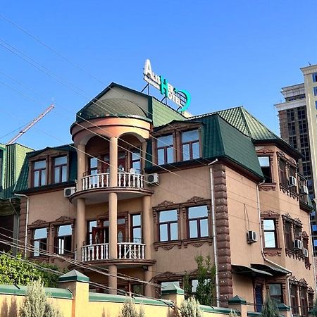 Alisher Hotel Dusjanbe Eksteriør bilde